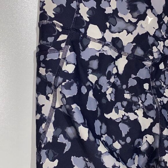 Old Navy Womens Active Go-Dry Elevate Compression Blue White Leggings Size Large - Picture 6 of 7